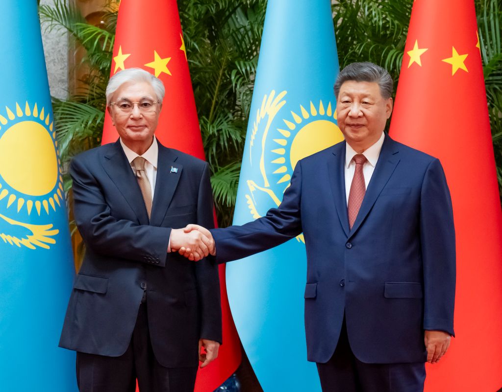 Xi, Şanghay’da Kazakistan Cumhurbaşkanı ile görüştü